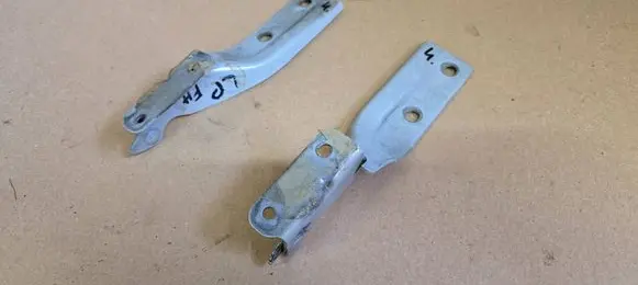 Suzuki Ignis Engine bonnet/hood hinges 5742080G00 5742084G00 5741080G00
