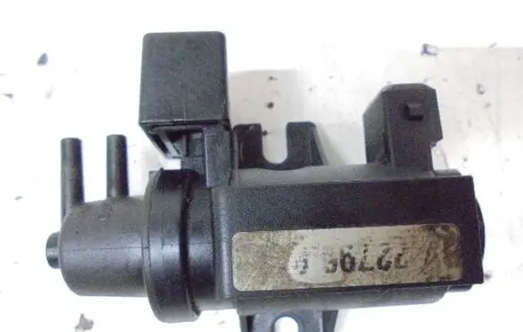 BMW 3 E46 Valve vacuum 7227960