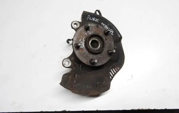 Toyota Auris 150 Front wheel hub spindle knuckle