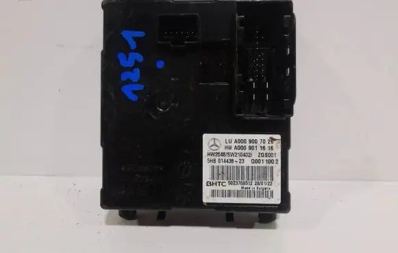 Mercedes-Benz E W212 Other control units/modules A0009007026