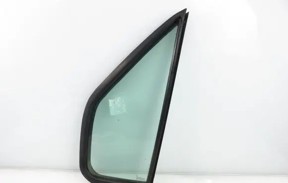 Opel Movano A Front triangle window/glass 