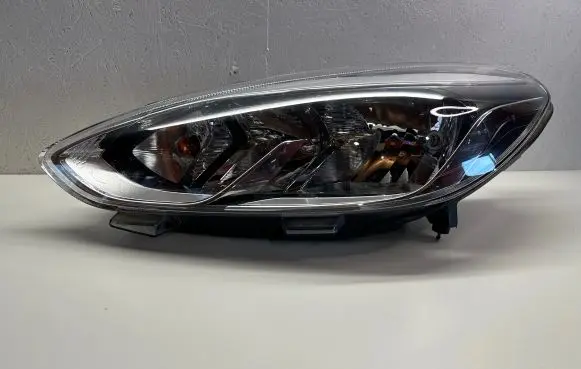 Ford Fiesta Headlight/headlamp H1BB13W030AE