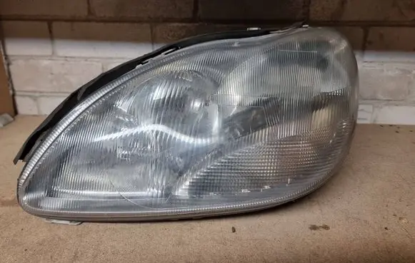 Mercedes-Benz S W220 Headlight/headlamp A2208200961 0301153671