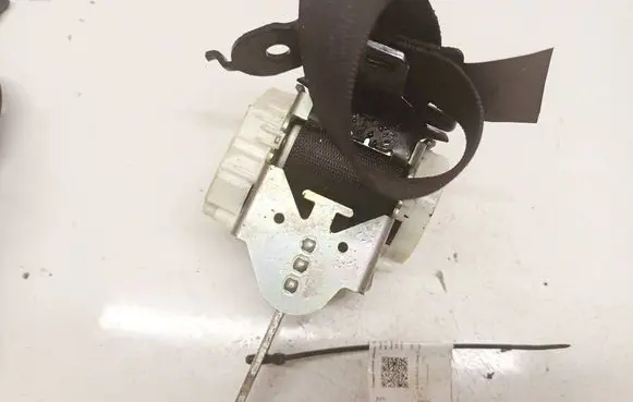 BMW 5 GT F07 Rear seatbelt 33061254B