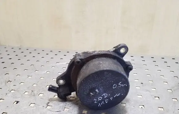 BMW X3 E83 Vacuum pump 11667791232 700437010