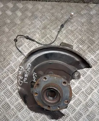 Nissan Qashqai Front wheel hub 