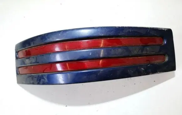 Dodge Intrepid Rear/tail light trim molding 04624379 368606