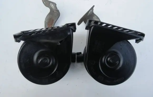 Volvo S90, V90 Horn signal 31490797 31490796