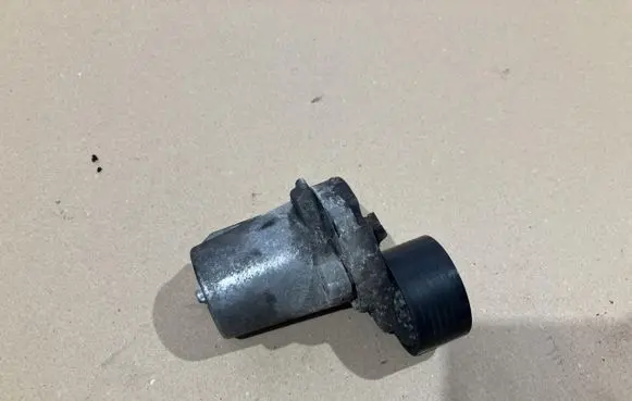 BMW X1 E84 Timing belt tensioner N47D20C