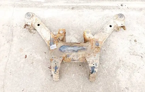 Opel Omega B1 Rear subframe 