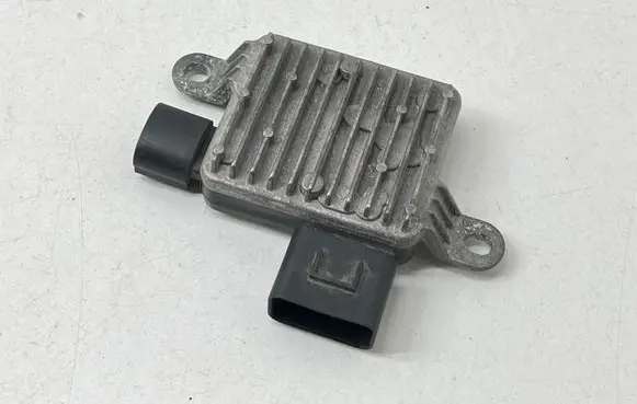 Coolant fan relay