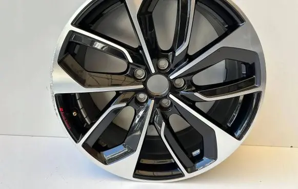 Audi A3 8Y R19 alloy rim 8Y0601025S