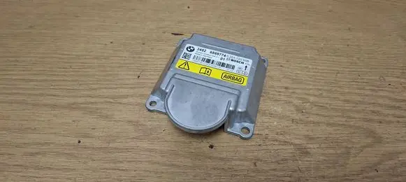 BMW X3 F25 Airbag control unit/module 6869774
