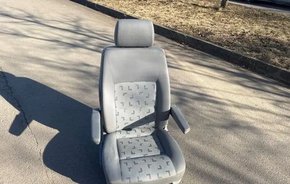 Volkswagen Multivan T5 Front passenger seat 