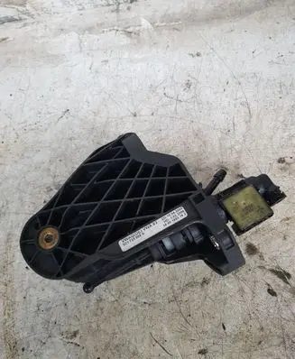 Volkswagen PASSAT B6 Clutch slave cylinder 3C1721059
