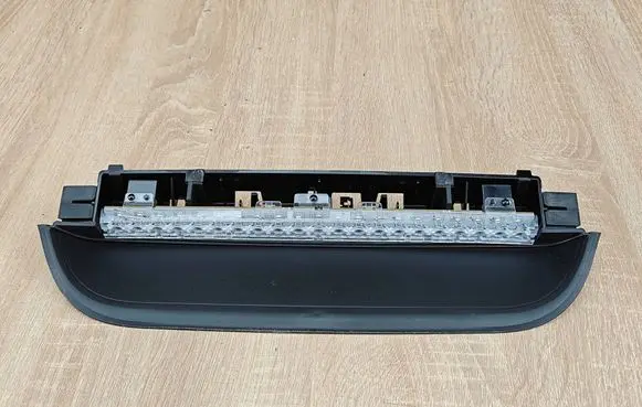 BMW 4 G22 G23 G24 G26 Third/center stoplight 7477630