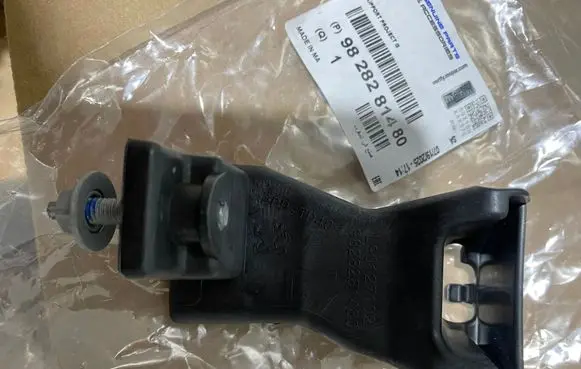 Peugeot 208 II Headlight/headlamp mounting bracket 9828281480
