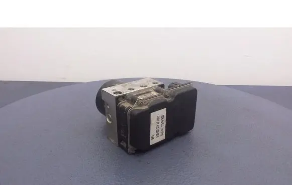 Skoda Fabia Mk2 (5J) ABS Pump 6Q0907379AF