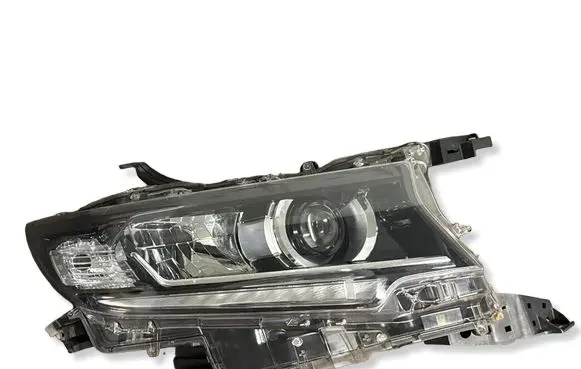 Toyota Land Cruiser (J150) Headlight/headlamp 8114560N20 250311