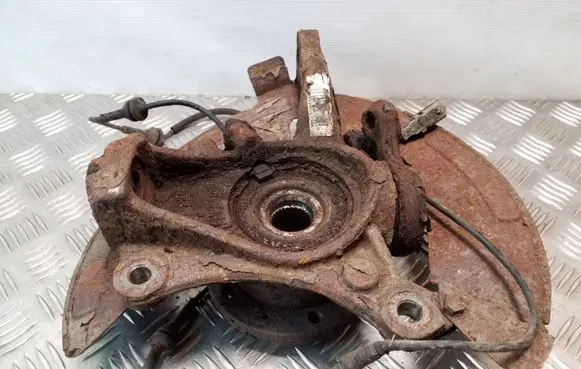 Citroen C5 Front wheel hub spindle knuckle