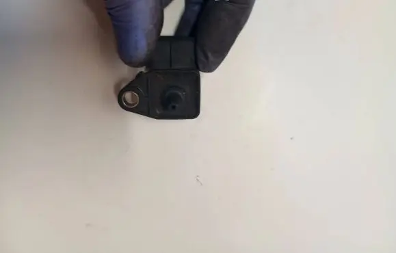 Audi 100 S4 C4 Air pressure sensor 046130385A 0798003260