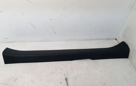 Toyota Auris E180 Front sill trim cover 6791302270