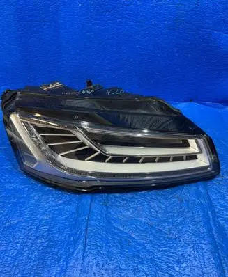 Audi A8 S8 D4 4H Headlight/headlamp 4H0941034B