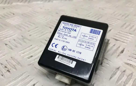 Toyota Corolla Verso E121 Door control unit/module 897410F010