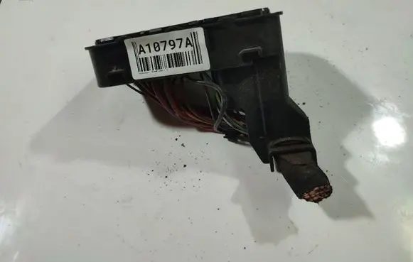 Volkswagen Touran I Fuse box set 1K0937700A