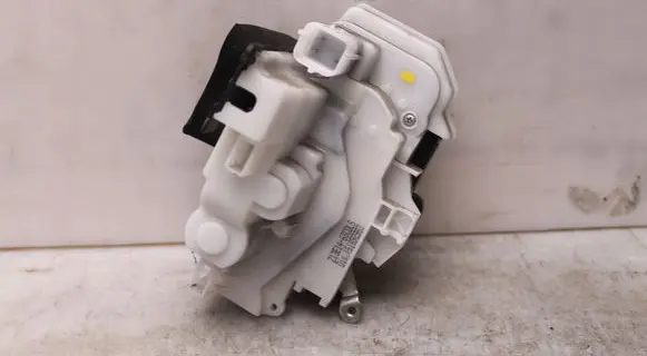 Opel Combo D Tailgate/trunk/boot lock/catch/latch 51892983