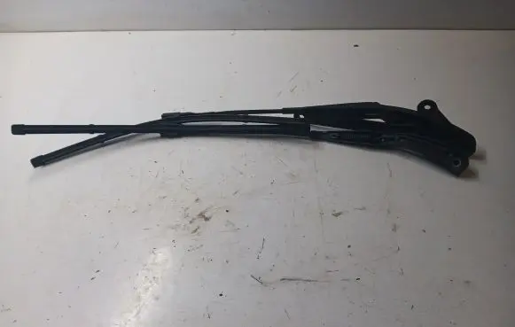Mercedes-Benz GLC X253 C253 Front wiper blade arm A2058240219