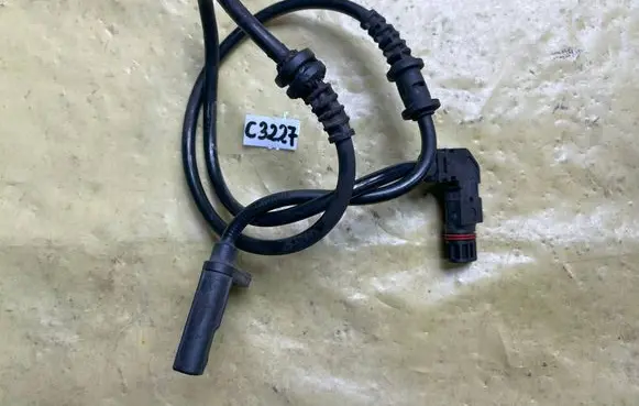 Mercedes-Benz C W204 ABS brake wheel speed sensor A2045400117