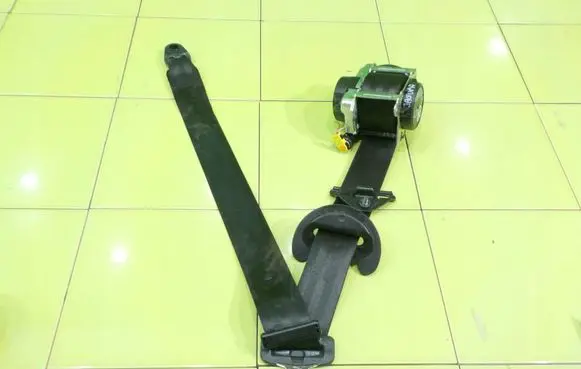 Jaguar XF X260 Front seatbelt 635391600A BEZPIECZENSTWA