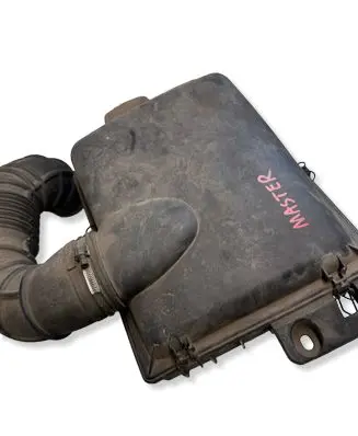 Renault Master I Air filter box 7700300433