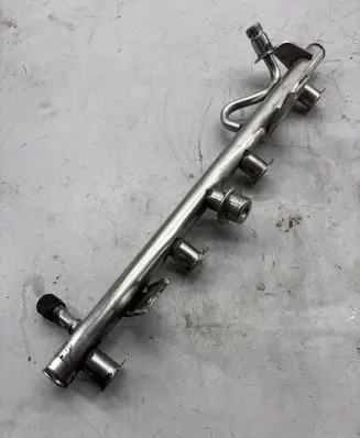 Mercedes-Benz C W204 Fuel main line pipe 128407
