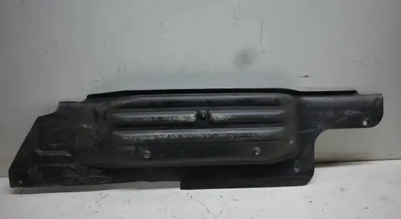 Opel Vivaro Rear sill trim cover
