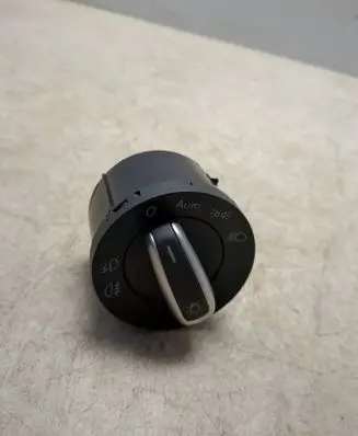 Light switch