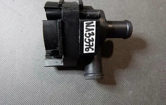 Audi A7 S7 4G Electric auxiliary coolant/water pump 4G0133567B