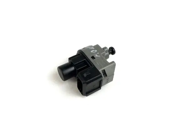 Ford Mondeo Mk III Brake pedal sensor switch 1s7t13480aa