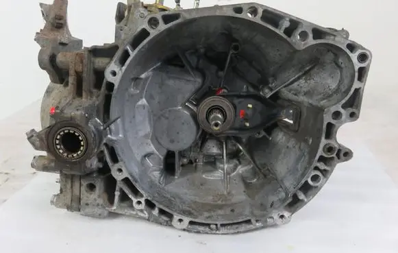 Peugeot 307 Manual 6 speed gearbox 20MB01