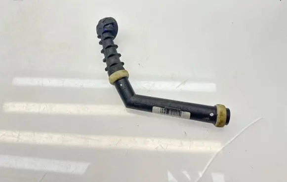 Audi A3 S3 8V Engine coolant pipe/hose 5Q2820127E
