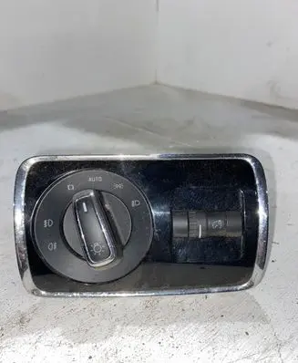 Skoda Superb B6 (3T) Light switch 3T0941431B