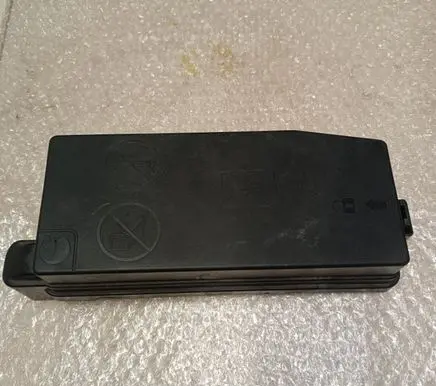 Opel Antara Fuse box cover