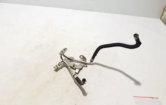 Coolant pipe/hose