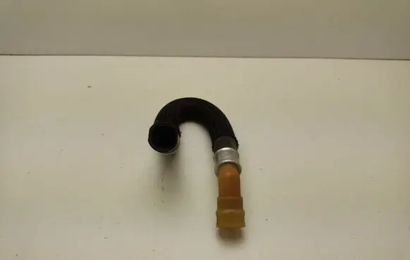 Ford Mustang VI Engine coolant pipe/hose FR3318K579CC