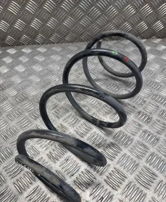Toyota Avensis T270 Front coil spring 