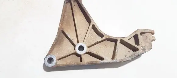 Opel Astra G Engine mounting bracket 90575131