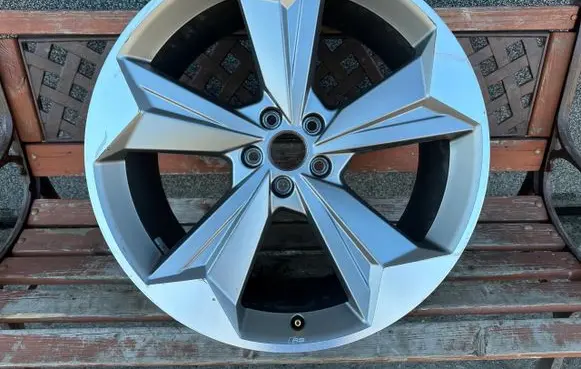Audi Q4 Sportback e-tron R21 alloy rim 