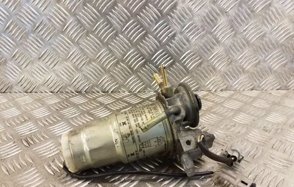 Toyota Corolla Verso E121 Mechanical fuel pump 2339064450