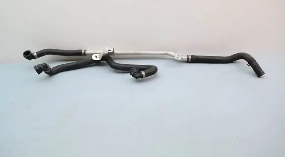 Engine coolant pipe/hose